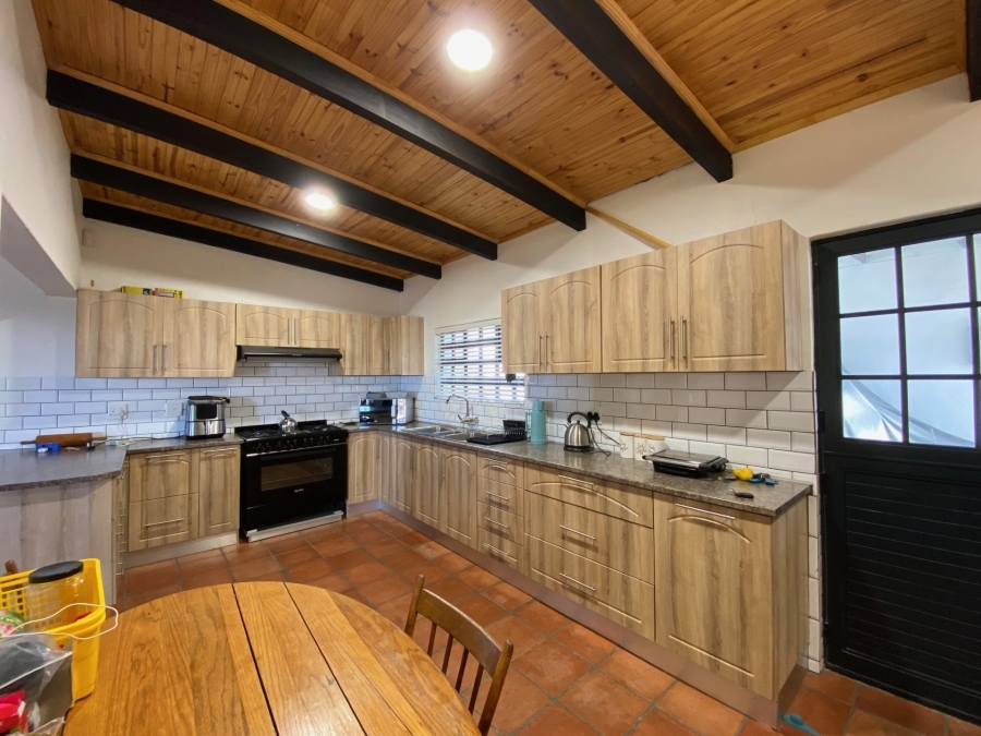 5 Bedroom Property for Sale in Hopefield Western Cape